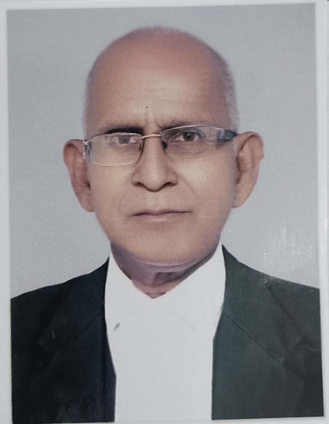 Surendra saxena - Image missing